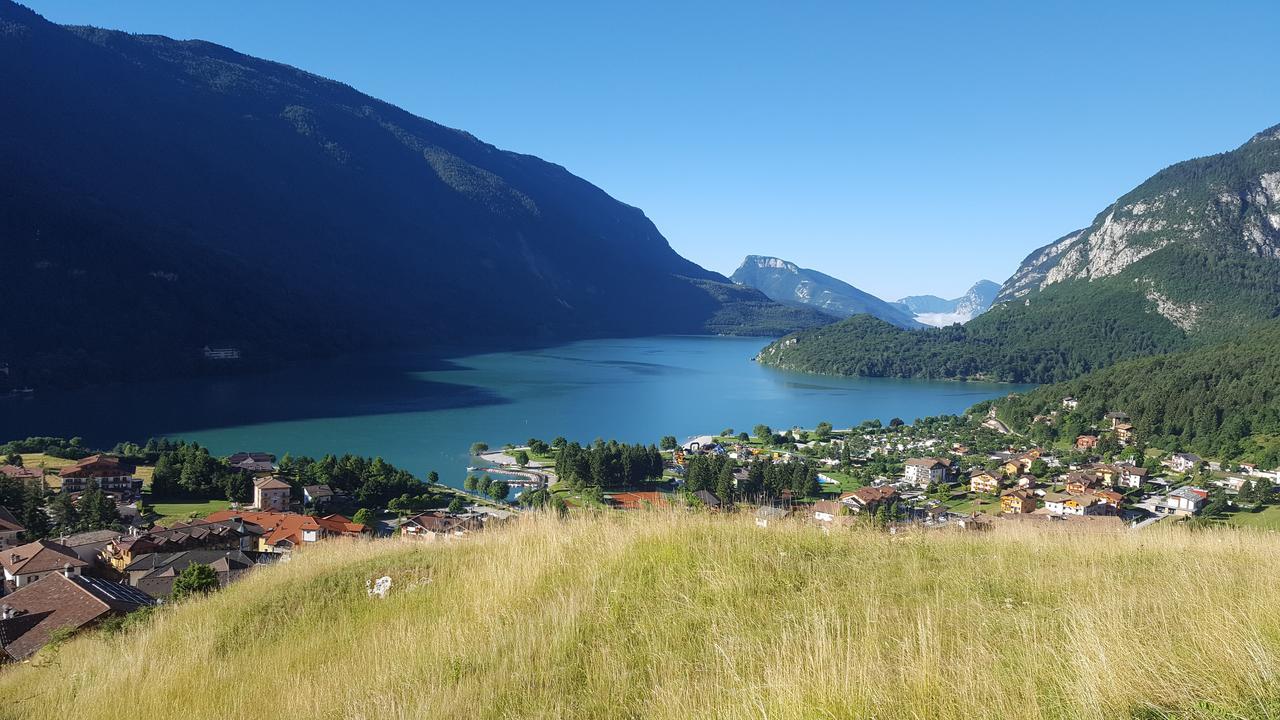 Lodge Le Soleil مولفينو المظهر الخارجي الصورة